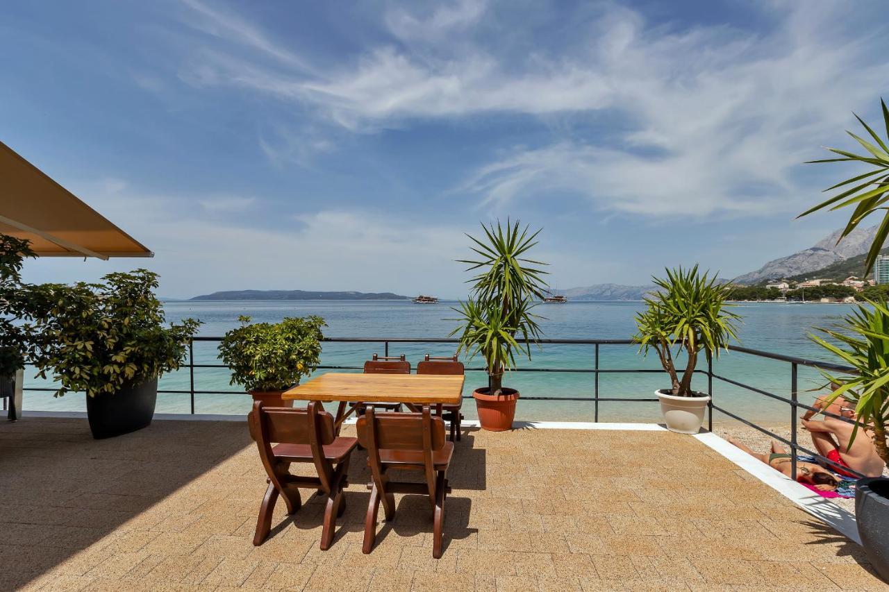 Beach Riviera - Zuta Kuca Guest house