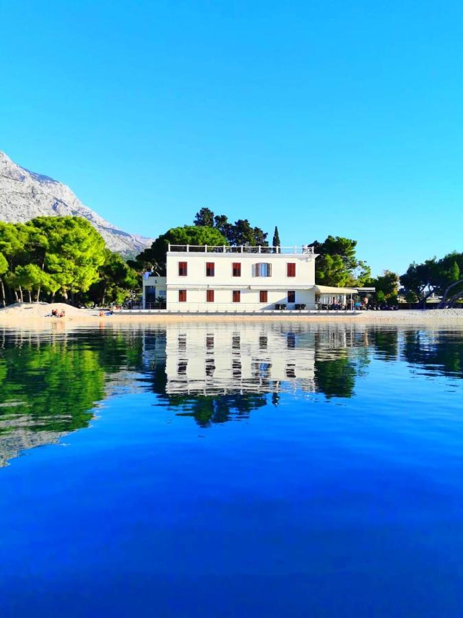 Guest house Beach Riviera - Zuta Kuca