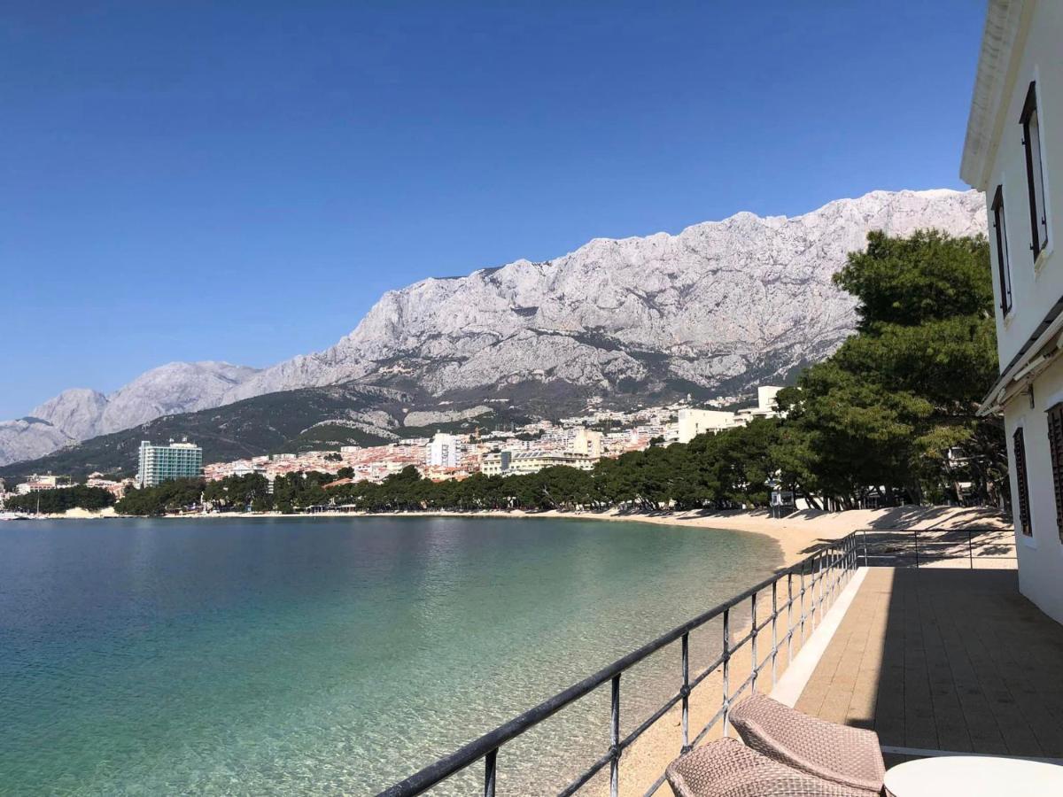 Beach Riviera - Zuta Kuca Pensjonat *