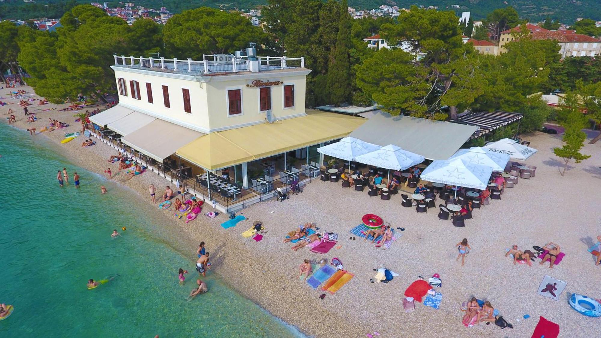 Pensjonat Beach Riviera - Zuta Kuca
